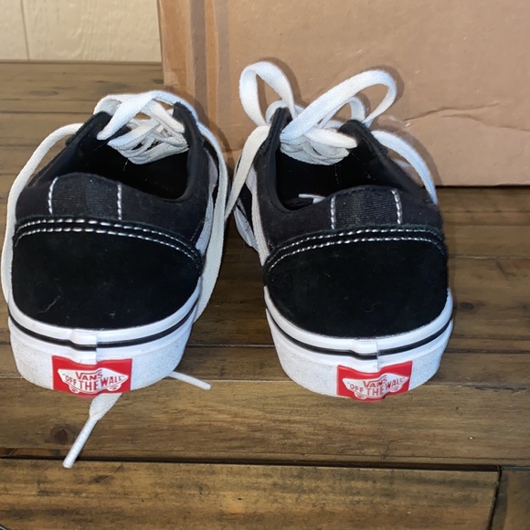 NWOT Vans shoes black and white - Picture 2 of 4